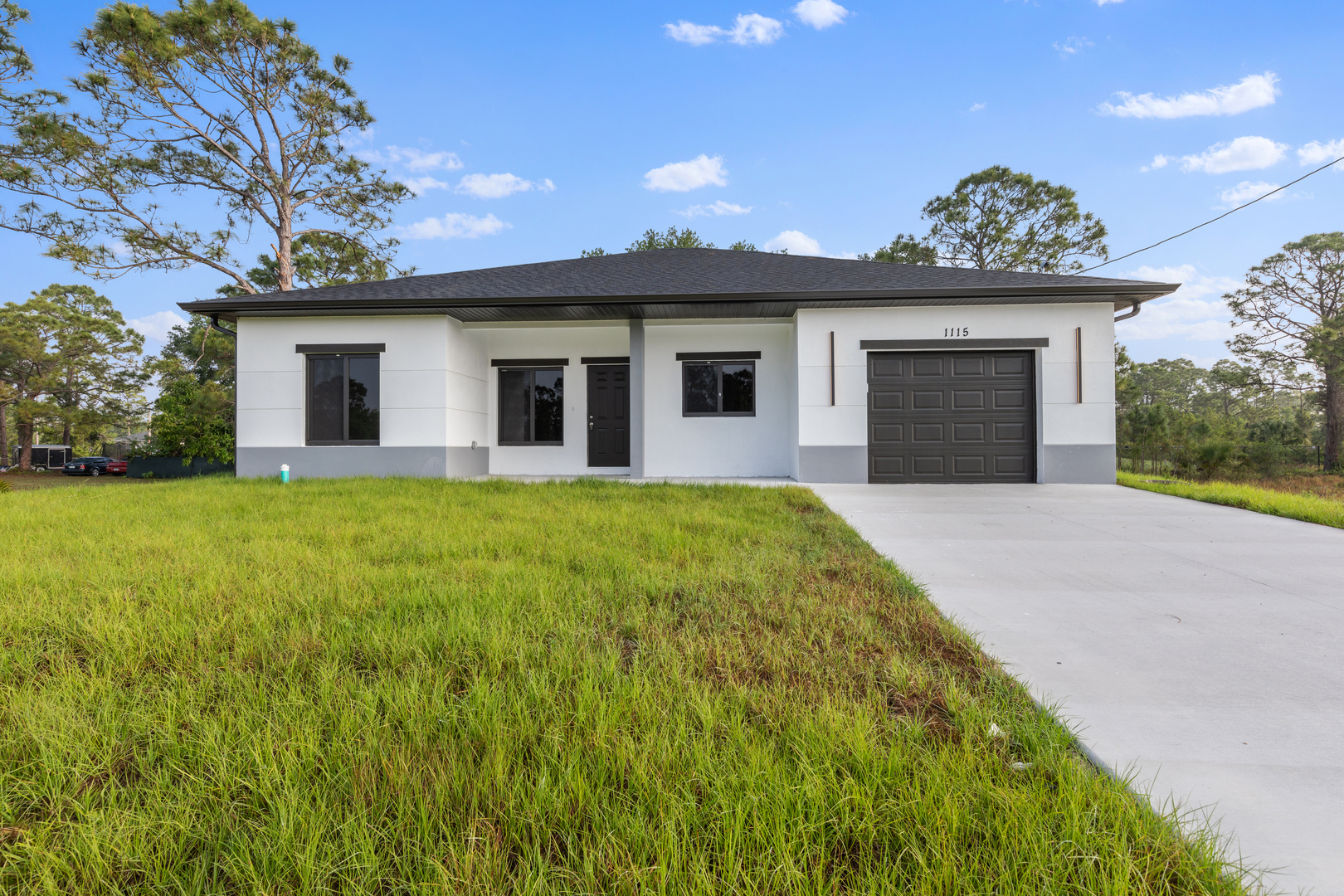 1115 Ectone Street East