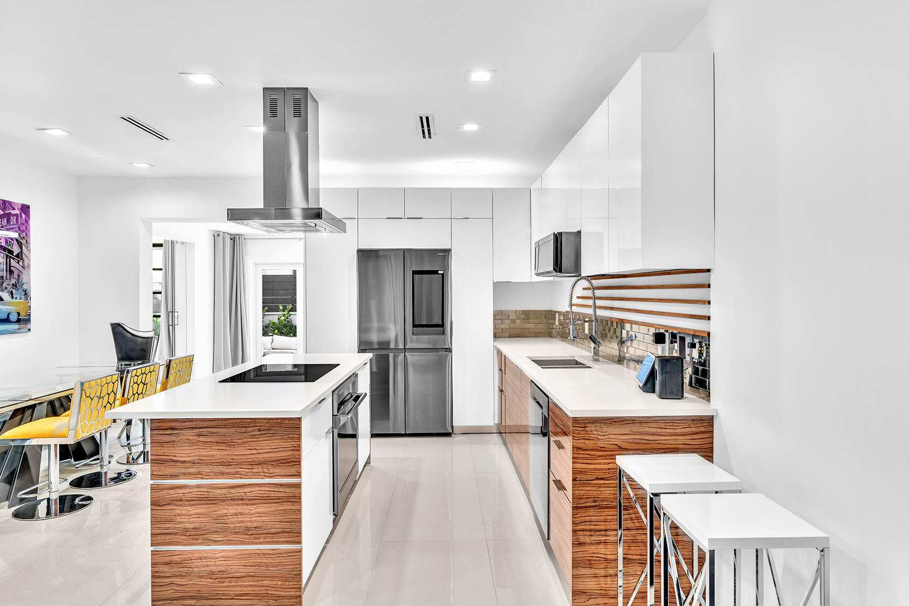 1002 10th Street - 1